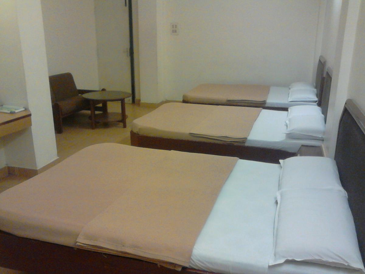 Hotel Blue Hills International Ooty Buitenkant foto