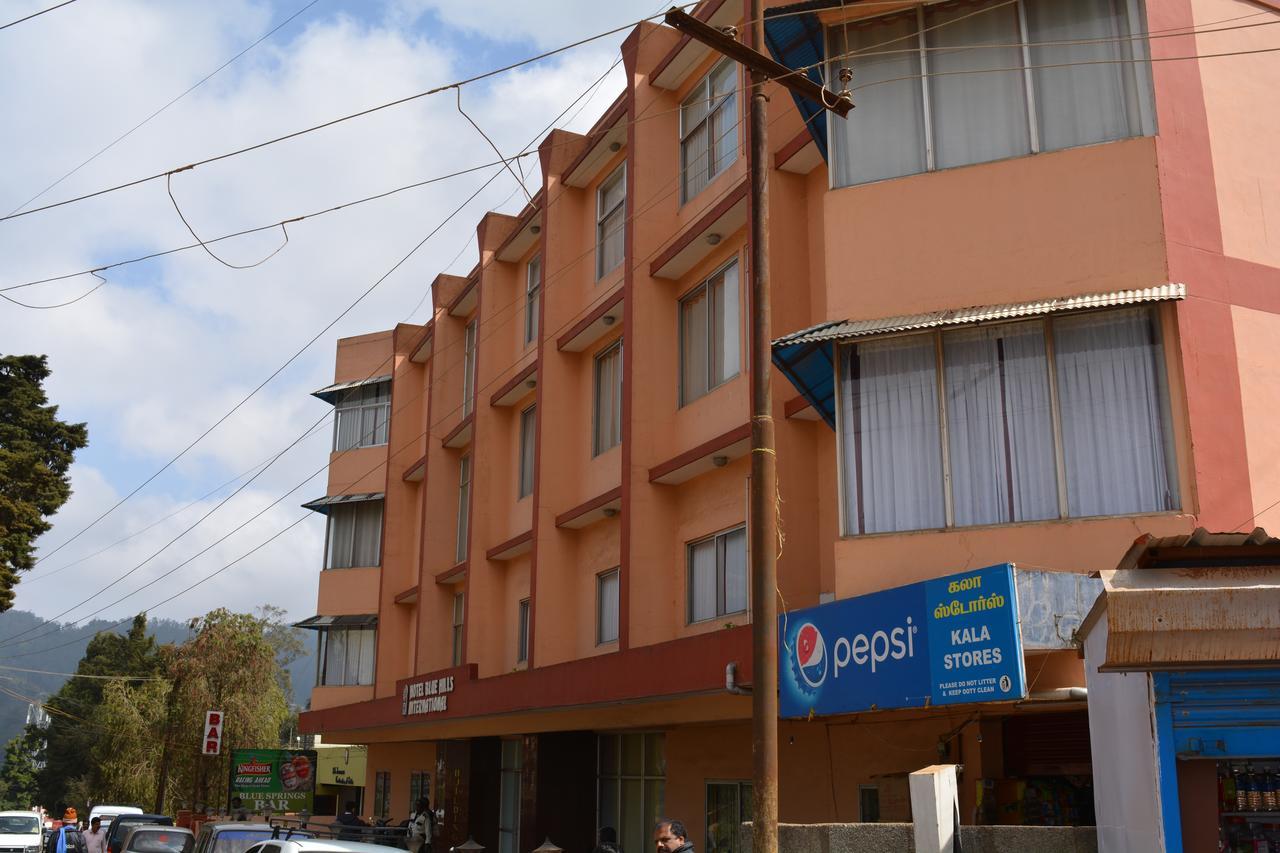 Hotel Blue Hills International Ooty Buitenkant foto
